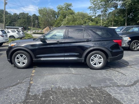 Used 2024 Ford Explorer XLT w/ Equipment Group 202A image 29
