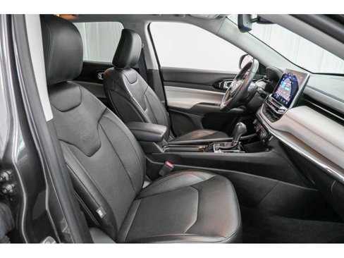 Used 2022 Jeep Compass Limited image 16
