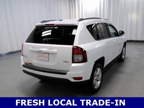 Used 2014 Jeep Compass Sport image 4