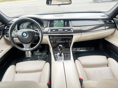 Used 2014 BMW 750Li image 31