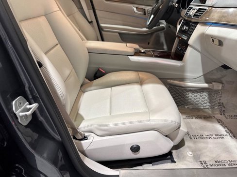 Used 2014 Mercedes-Benz E 350 Sedan image 49