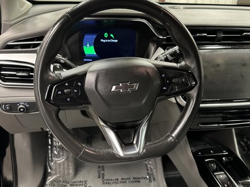 Used 2023 Chevrolet Bolt EUV Premier w/ Sun & Sound Package image 10