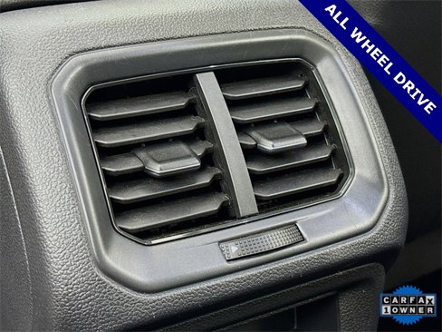 Used 2023 Volkswagen Taos SE image 25