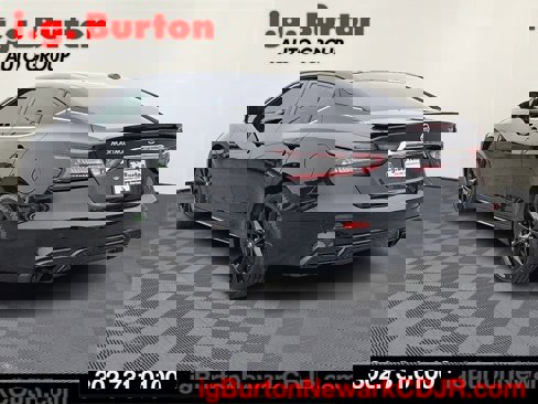 Used 2019 Nissan Maxima SR w/ Premium Package image 4