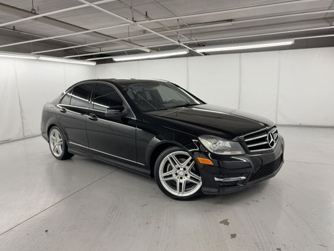 Used 2014 Mercedes-Benz C 250 Sedan image 7