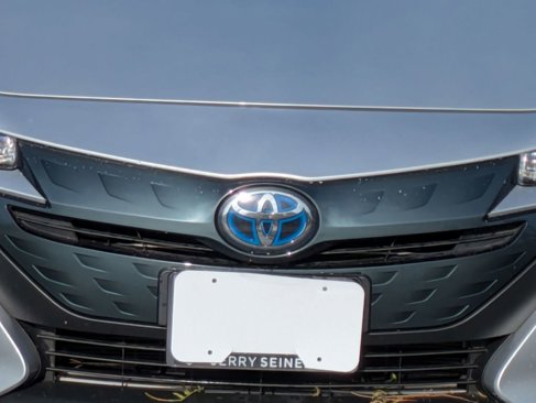 Used 2022 Toyota Prius Prime LE image 9