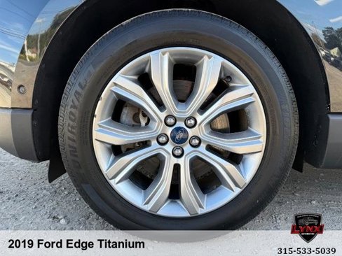 Used 2019 Ford Edge Titanium w/ Equipment Group 301A image 47
