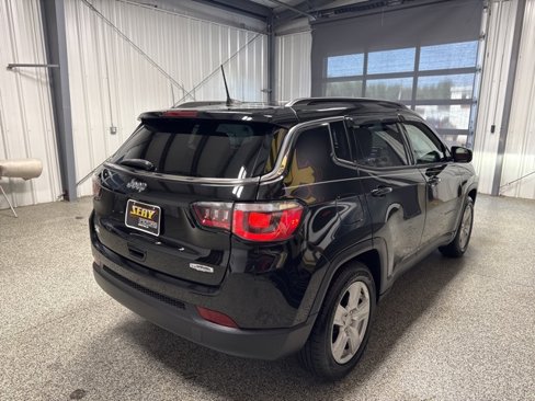 Used 2022 Jeep Compass Latitude image 20