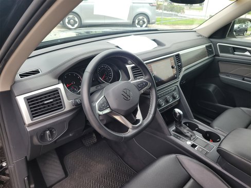 Used 2021 Volkswagen Atlas SE image 21