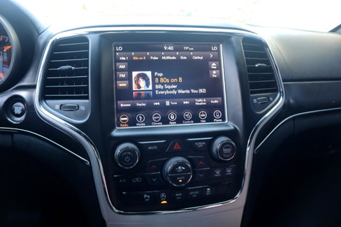 Used 2018 Jeep Grand Cherokee Limited image 74