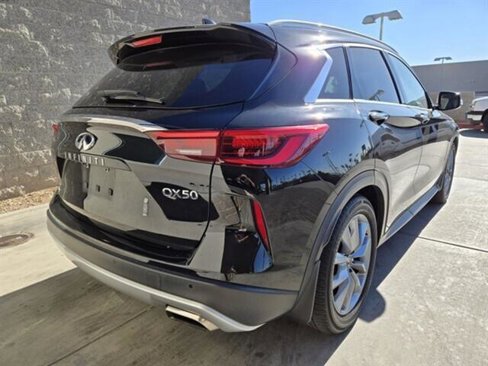 Used 2020 INFINITI QX50 Luxe image 4