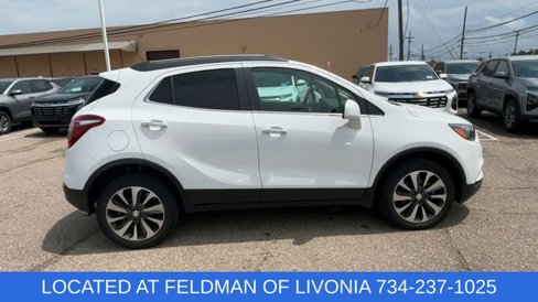 Used 2022 Buick Encore Preferred image 9