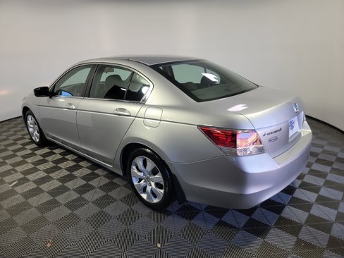 Used 2010 Honda Accord EX image 9