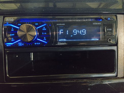 Used 2015 Nissan Versa Note SV image 25
