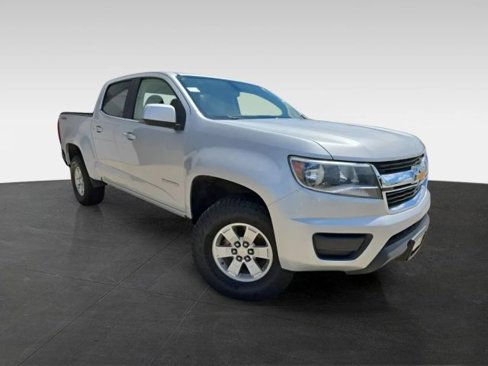 Used 2020 Chevrolet Colorado W/T w/ WT Convenience Package image 2