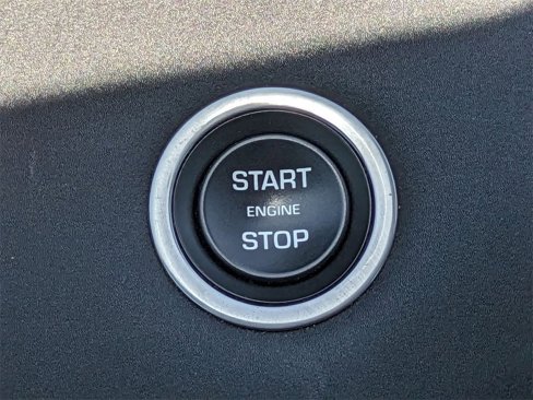 Used 2020 Land Rover Range Rover Evoque SE image 21