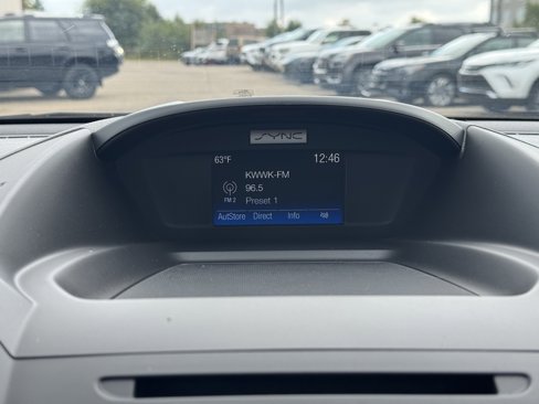 Used 2017 Ford Escape SE w/ SE Cold Weather Package image 2