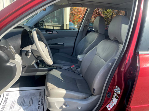 Used 2013 Subaru Forester 2.5X Limited image 11