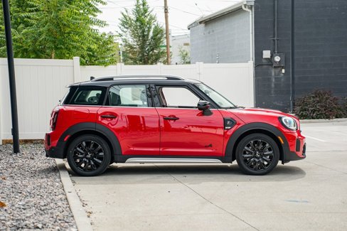 Certified 2023 MINI Cooper Countryman S w/ Signature Upholstery Package image 4