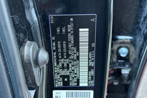 Used 2024 Toyota Highlander XLE image 20