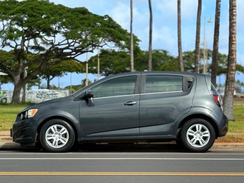 Used 2016 Chevrolet Sonic LT image 2