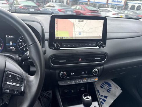 Used 2023 Hyundai Kona SEL w/ Convenience Package image 12