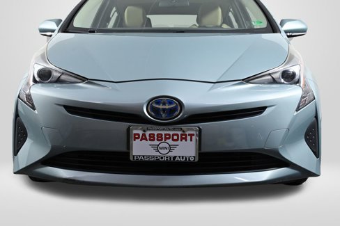 Used 2016 Toyota Prius image 2
