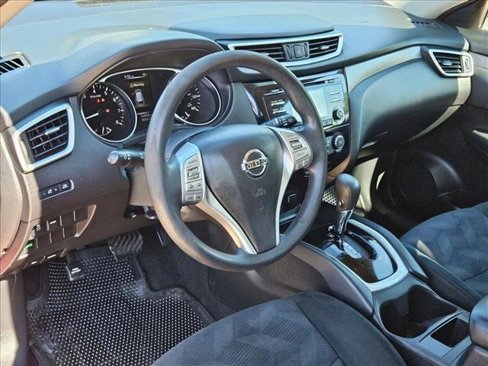 Used 2016 Nissan Rogue S image 10