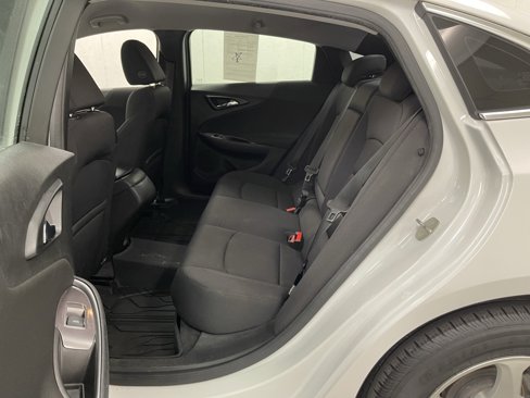 Used 2018 Chevrolet Malibu LS image 15