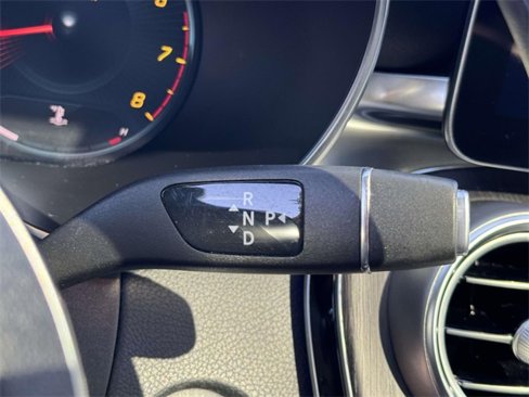 Certified 2021 Mercedes-Benz GLC 300 4MATIC image 25