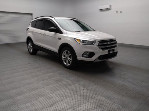 Used 2017 Ford Escape SE w/ Equipment Group 201A image 13