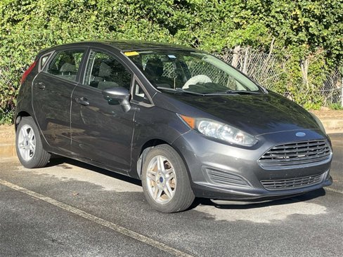 Used 2018 Ford Fiesta SE image 1