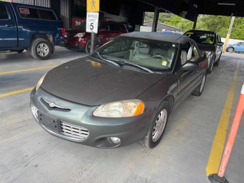 Used 2002 Chrysler Sebring LXi image 1