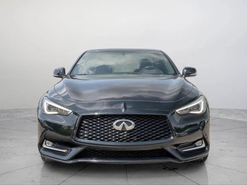 Used 2018 INFINITI Q60 2.0t w/ Moonroof Package image 2