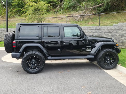 Used 2019 Jeep Wrangler Unlimited Sahara image 11