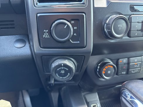 Used 2019 Ford F150 XLT w/ Equipment Group 302A Luxury image 12
