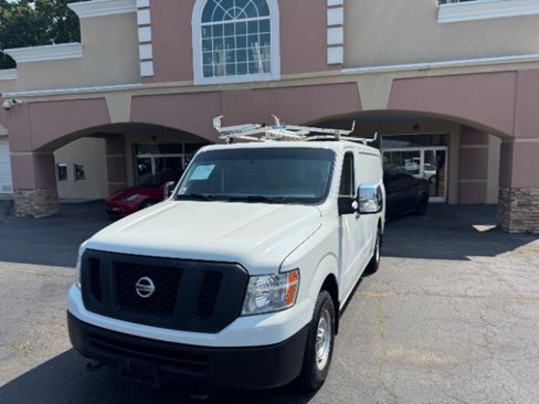 Used 2016 Nissan NV 3500 S w/ Power Package image 2