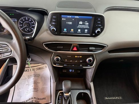Used 2019 Hyundai Santa Fe SE image 24