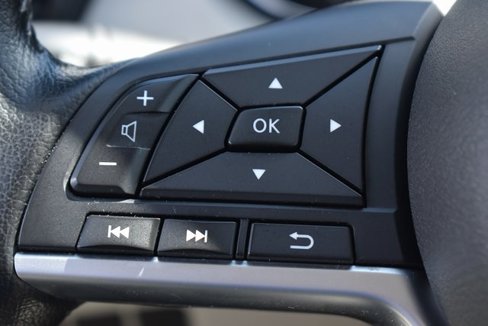 Used 2021 Nissan Rogue Sport SV image 24