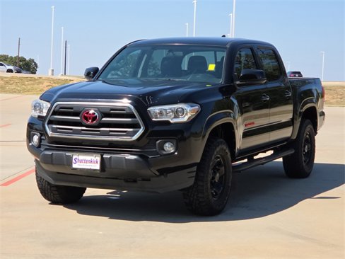 Used 2016 Toyota Tacoma SR5 image 3