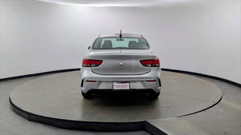 Used 2022 Kia Rio S image 7