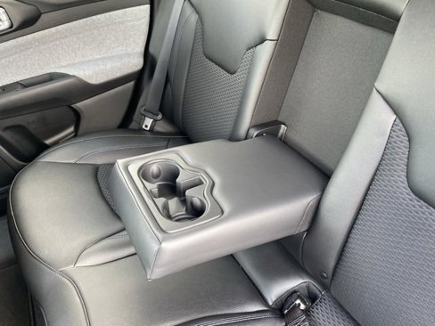 New 2025 Jeep Compass Latitude image 24