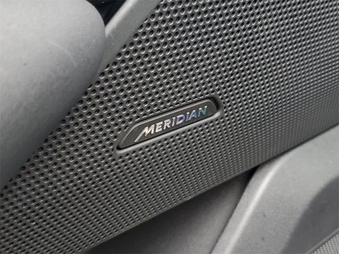 Used 2024 Land Rover Range Rover Velar Dynamic SE image 15