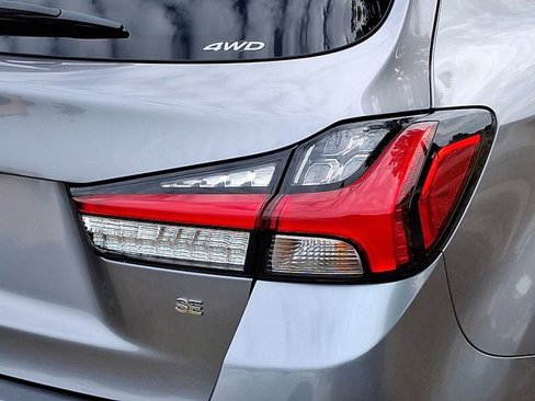 Used 2020 Mitsubishi Outlander Sport SE image 10