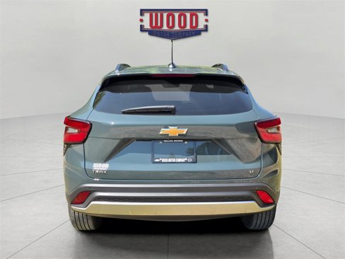 New 2025 Chevrolet Trax LT w/ Driver Confidence Package image 3