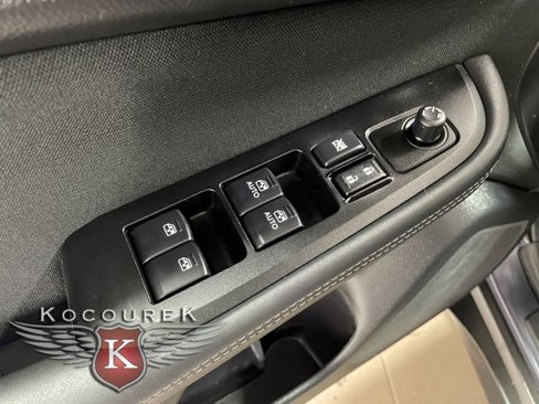 Used 2017 Subaru Outback 2.5i Premium image 19