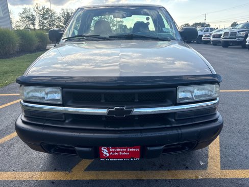 Used 2000 Chevrolet S10 Pickup LS w/ Preferred Equipment Group image 3