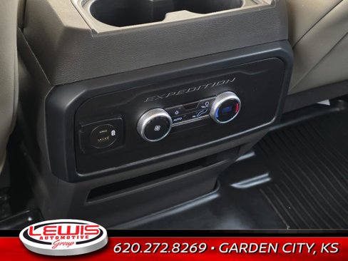 Used 2021 Ford Expedition Max XLT image 27