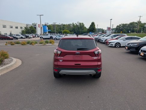 Used 2018 Ford Escape Titanium image 4