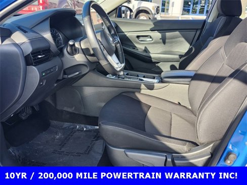 Used 2022 Nissan Sentra SV image 3